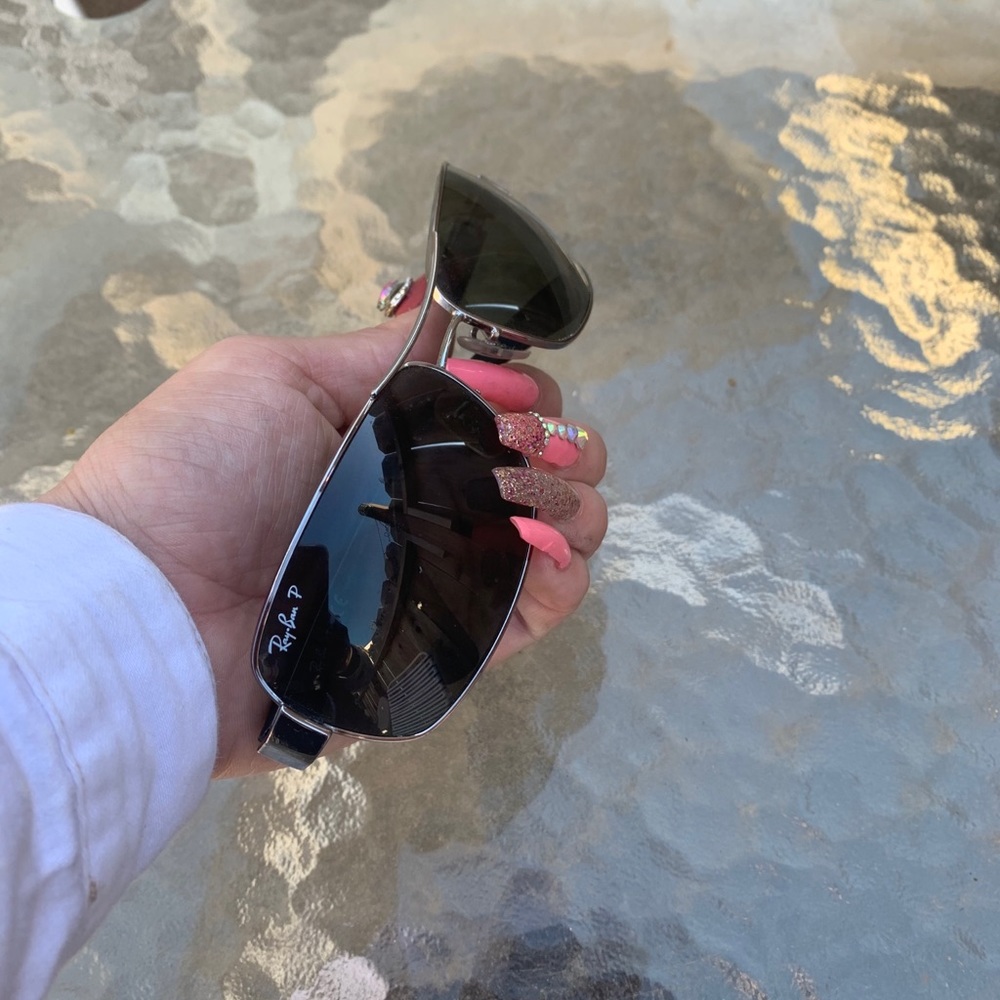 Vintage ray-ban sunglasses 😎